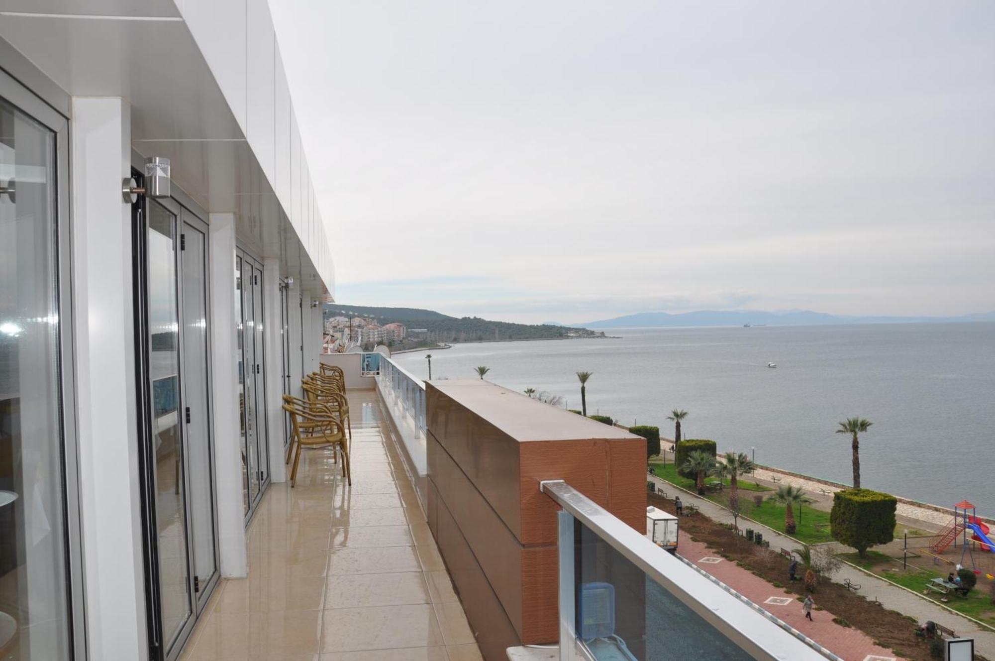 Perla Hotel Dikili Bagian luar foto